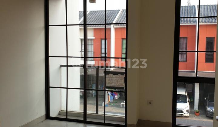 Disewakan Rumah 4X12 Kosongan di Green Village Cipondoh