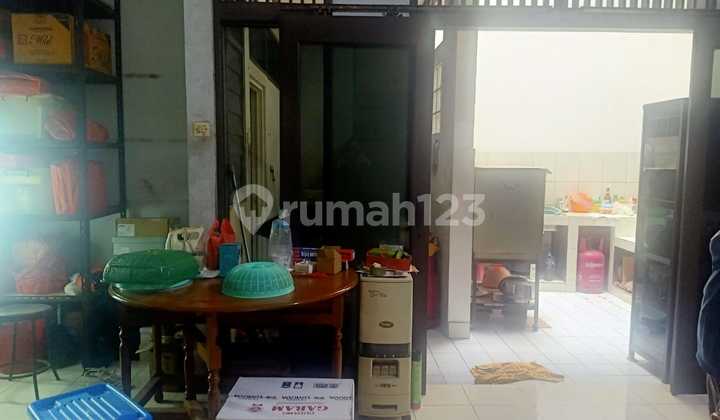 Rumah Usaha Zona Komersial di Jl Pramuka Raya Jakarta Pusat 3