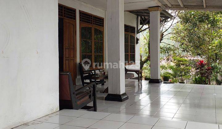Rumah 2 lantai dan kolam ikan, lokasi jalan utama bandung cirebon 1
