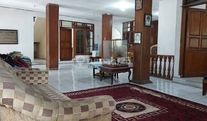 Rumah 2 lantai dan kolam ikan, lokasi jalan utama bandung cirebon 5