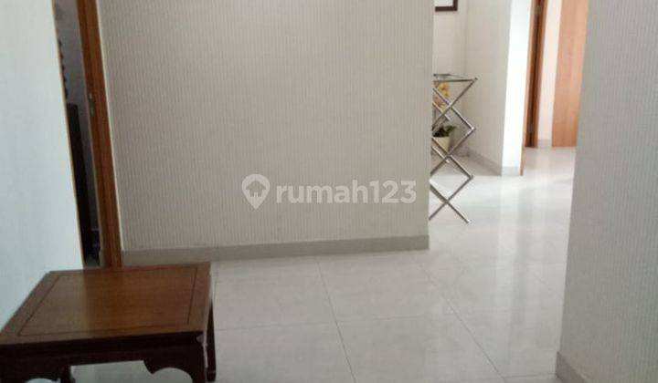 Dijua Apartemen 3br Hamptons Park Jl. Tarogong Raya Jaksel 9
