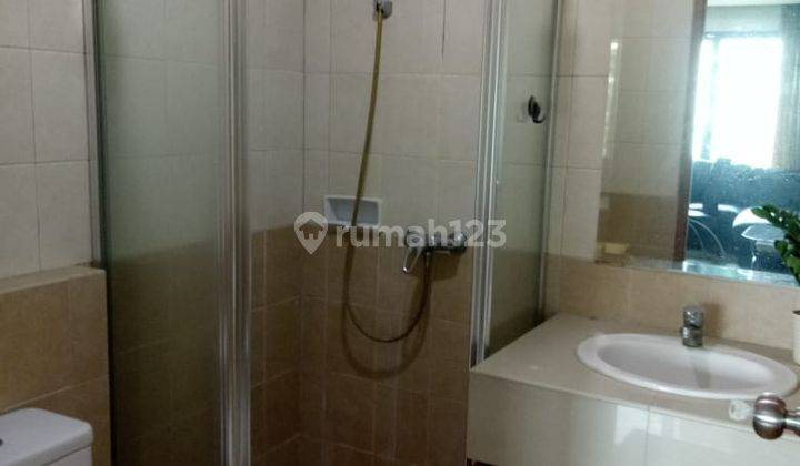 Dijua Apartemen 3br Hamptons Park Jl. Tarogong Raya Jaksel 10