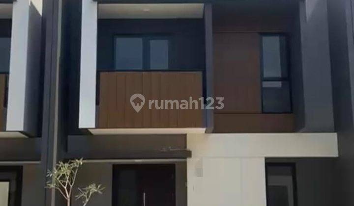 Disewakan rumah baru di Sumarecon Crown gading, Harapan Indah 2 Bekasi  1