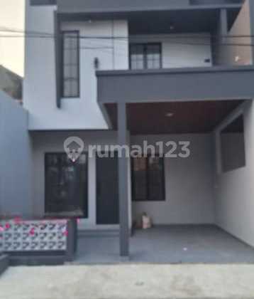 Comfortable & Elegant House on Main Street of Green Boulevard