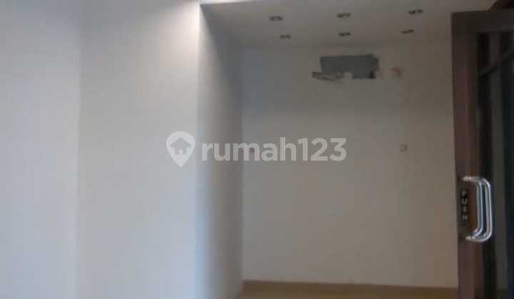 Disewakan Ruko 3 Lantai Harapan Indah Bekasi Lokasi Strategis