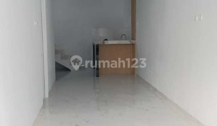 Rumah 2 Lantai Modern Siap Huni di Harapan Indah 2