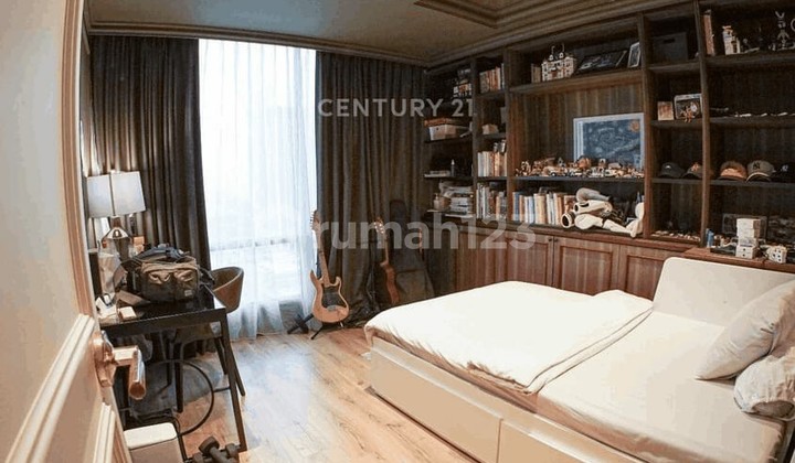 Ready-to-Occupy 3 Bedroom Apartment in Sudirman Mansion