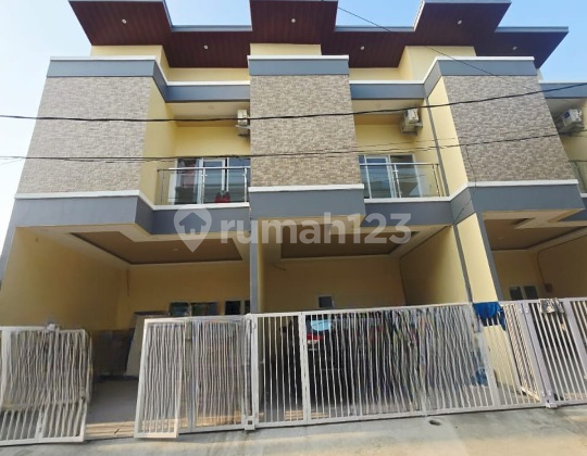 Dijual rumah Modern siap huni di Harapan Indah Bekasi Dijual rumah Modern siap huni di Harapan Indah Bekasi