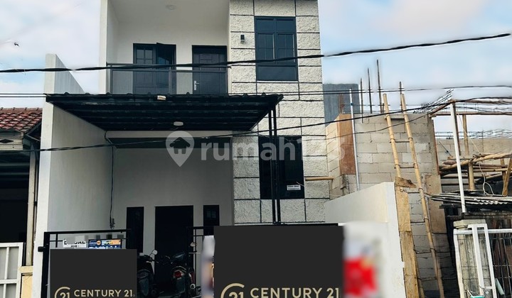 Rumah Nyaman Lokasi Strategis di Harapan Indah, Bekasi