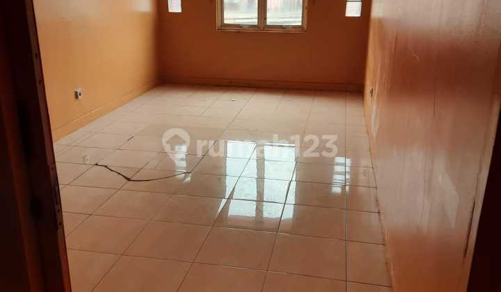 For Sale, Affordable Shophouse in the Bustling Area of Harapan Indah 1, Bekasi 2