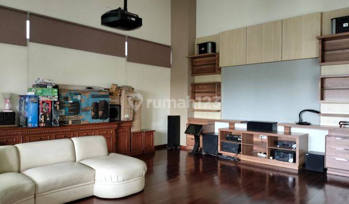 Rumah mewah bagus 2 lantai hook siap huni buana alam sutra hadap Timur 4