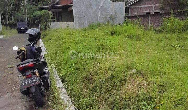 Rumah Dijual Dekat Perkantoran Pemkab Magelang Graha Gardenia B 2 5