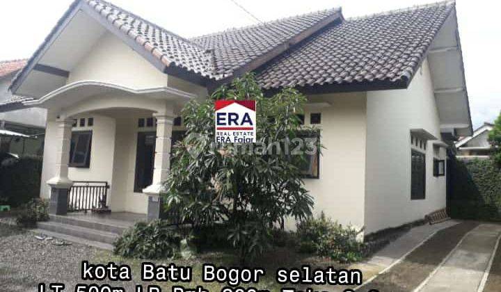 dijual rumah + kios di daerah ciomas di jalan haminteu kota batu 1