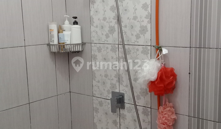 rumah cakep di gang Tajur  10
