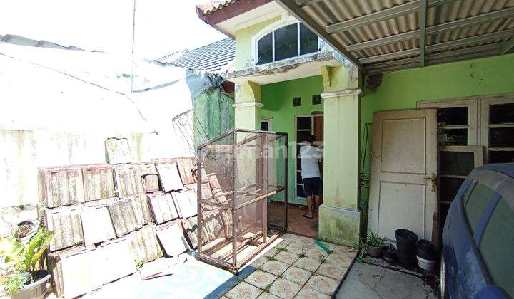 Dijual rumah di Bukit cimanggu City perlu renov 2