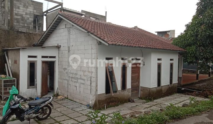 Dijual rumah sederhana di samping jalan gang 1