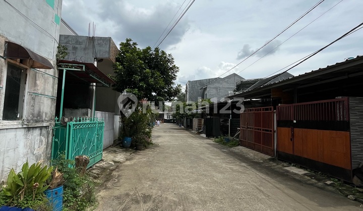 For Sale: Griya Soka House, Strategic Location 2