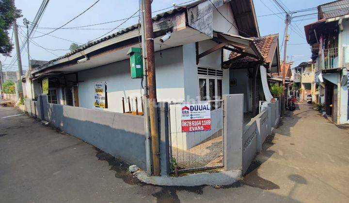 Rumah Ditengah Kota Jalan Batutulis 1