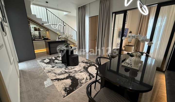 Rumah Mewah di Kawasan Alam Sutera Hanya 1M 2