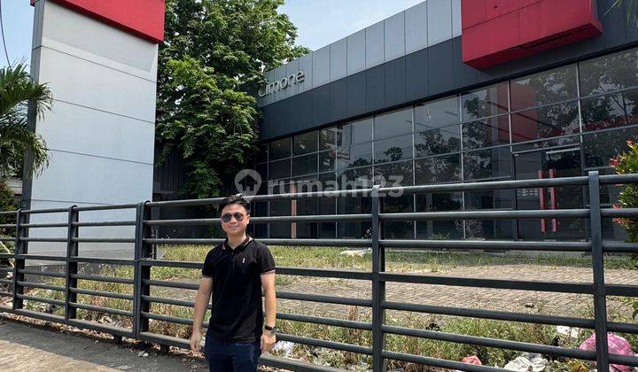 Disewakan Showroom 3000meter Dekat Exit Toll Di Tangerang 1