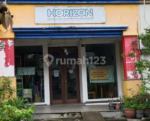 For Quick Sale: Plaza Niaga 1 Shop House Central Position Unfurnished For Quick Sale: Plaza Niaga 1 Shop House Central Position Unfurnished