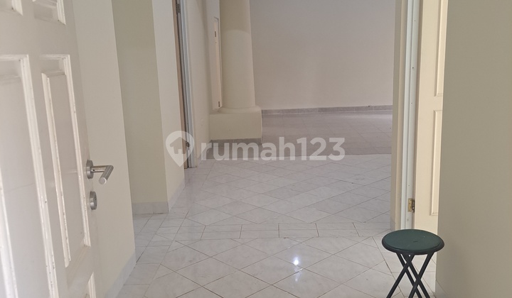 House for Rent in Front of Green Area or Garden in Taman Yunani Cluster