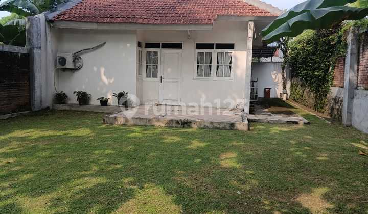 For sale. Quick sale. House in Legian Sentul City. 2