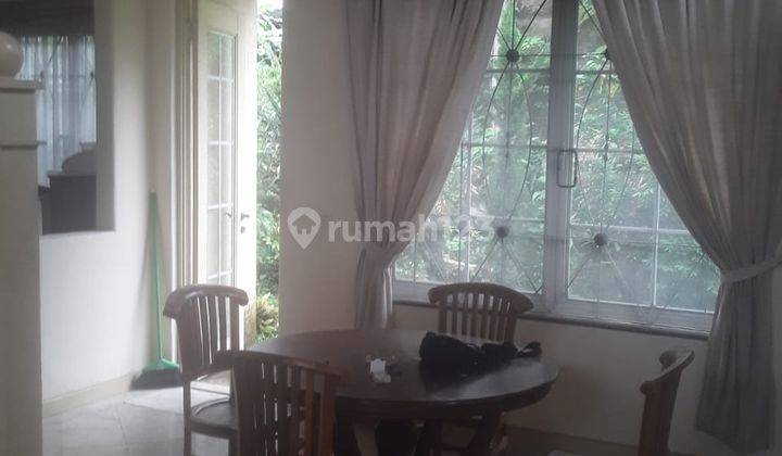 Disewakan rumah di Mediterania 1 sentul city 4