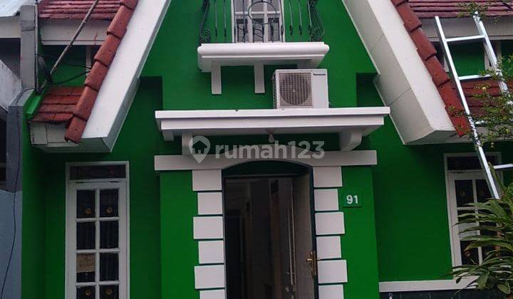 Rumah disewakan di venesia siap huni Sudah Renovasi 1