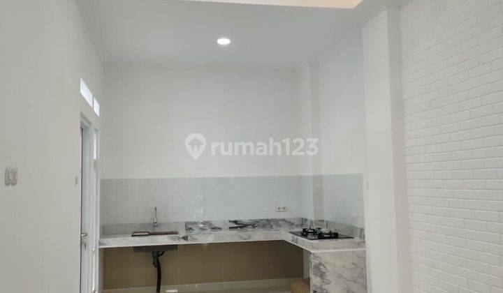 Dijual Rumah di Taman tampak siring SHM 2