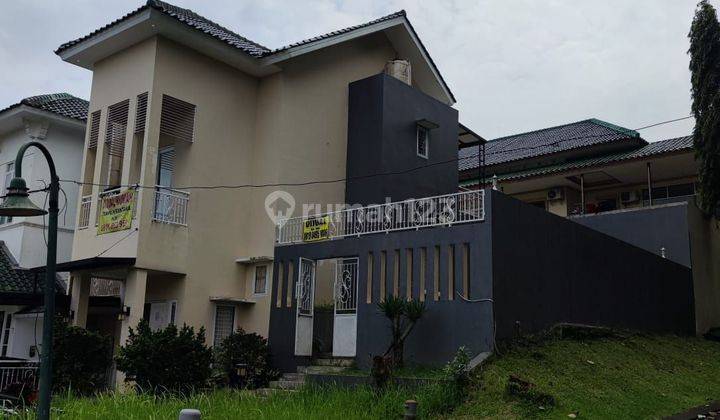 Dijual cepat rumah di Bukit golf hijau 3 Lantai SHM 2