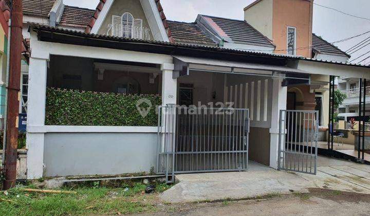 Dijual rumah di victria sentul city shm 1