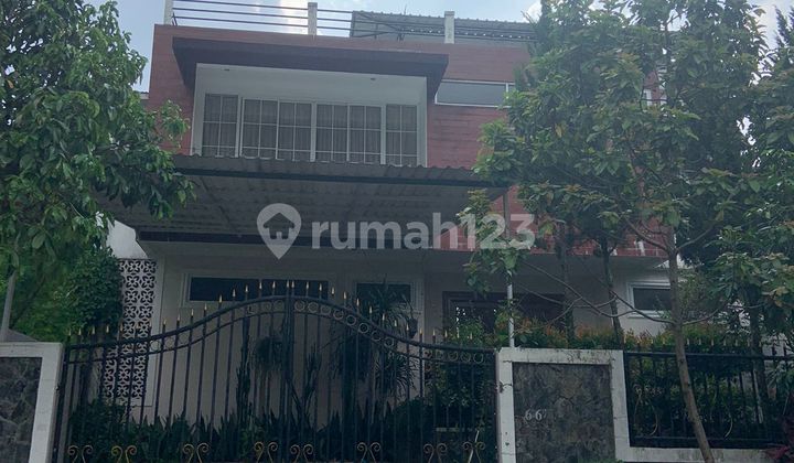 Dijual Cepat Turun Harga Rumah Furnished SHM