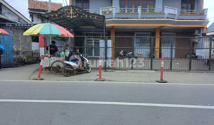 For Sale, Row of 3 Adjacent Shophouses in Kebon Pedes, Tanah Serel Area. For Sale, Row of 3 Adjacent Shophouses in Kebon Pedes, Tanah Serel Area.