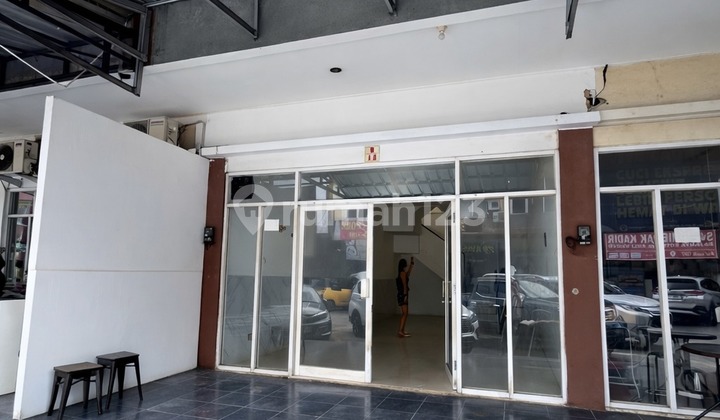 Shop House for Rent at Pasar Bersih, Suitable for Restaurant and Cafe Shop House for Rent at Pasar Bersih, Suitable for Restaurant and Cafe