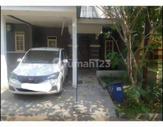 Disewakan Cepat Rumah Di Taman Victria Sudah Renovasi 1