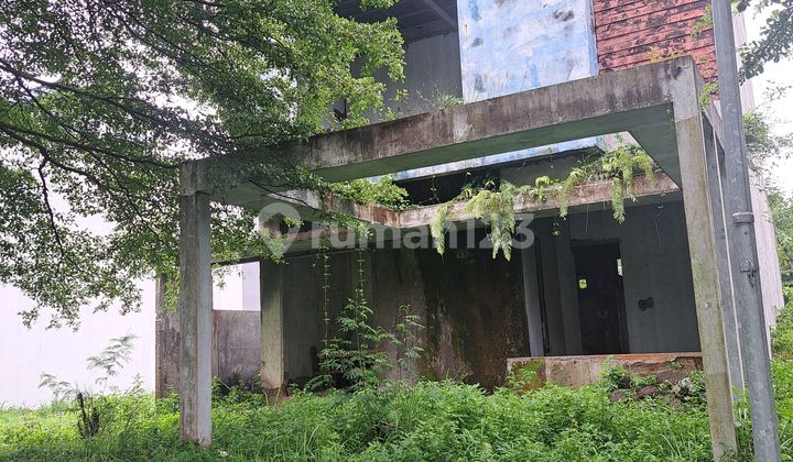 House for Sale in Damaged Condition Requires Total Renovation PPJB 2