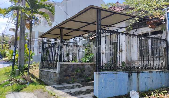 Dijual Cepat Rumah di Tampak Siring Rumah Rusak SHM 2