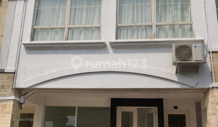 Ruko Dijual Cepat Siap Huni Srt HGB Posisi Tengah