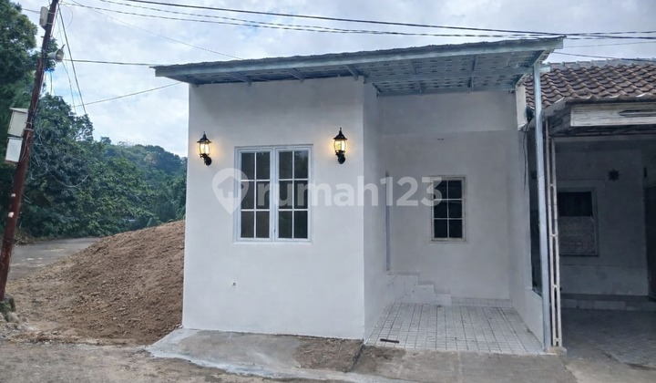 House for Rent in Azkira Grand Sentul Ready to Occupied House for Rent in Azkira Grand Sentul Ready to Occupied