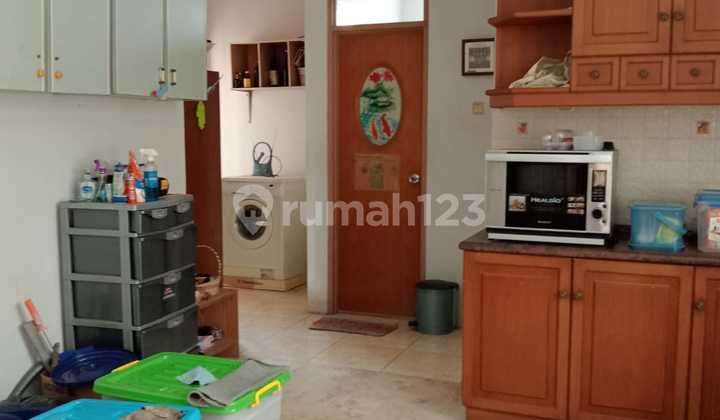 Dijual Rumah Di Cluster Mediterania With.swiming Pool SHM 2