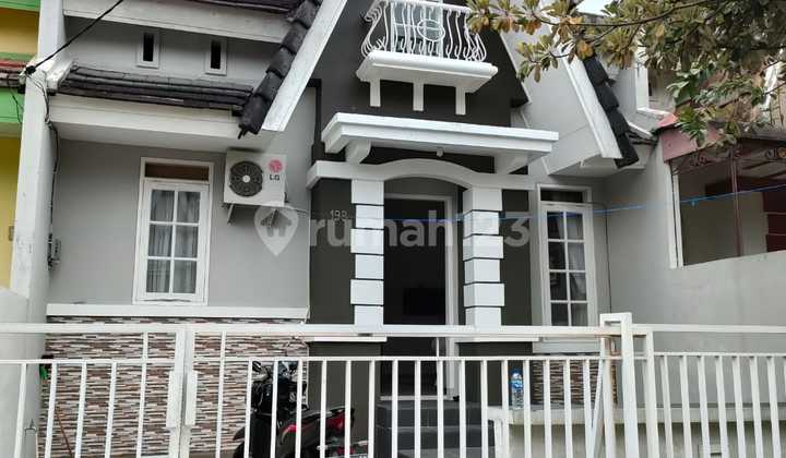 Rumah Disewakan Bulanan di Venesia Furnished
