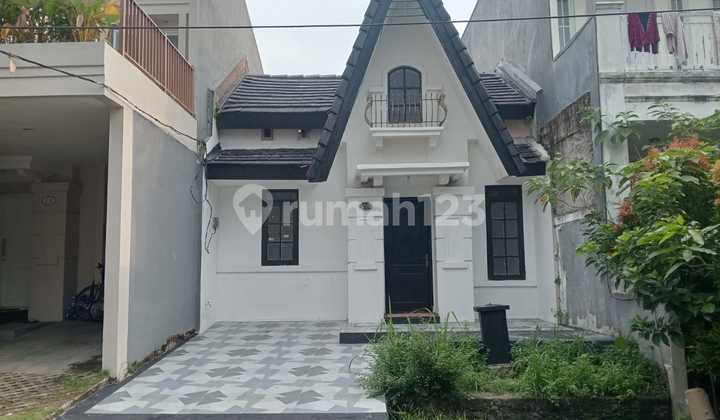 Dijual Cepat Rumah di Cluster Victria SHM Dijual Cepat Rumah di Cluster Victria SHM