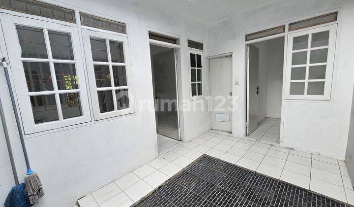 For Rent House in Taman Venesia Unfurnished
