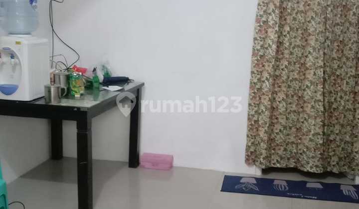 Rumah Disewakan di Victria Sentul City 2 Lantai 2