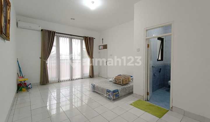 For Sale. House in Pasadena Raya Sentul City. 2