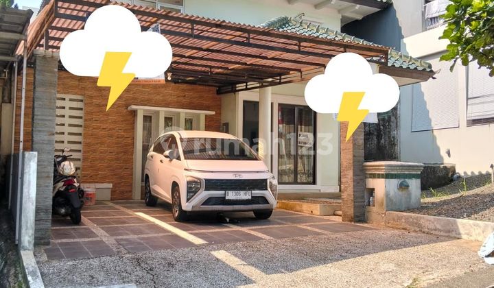 For Sale 2-Story House Needs Renovation SHM 2