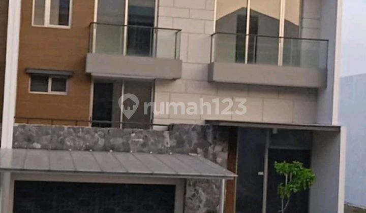 Jual Rumah Cantik 2,5 Lantai Di Villa Bukit Golf Pik2 Jakut Jual Rumah Cantik 2,5 Lantai Di Villa Bukit Golf Pik2 Jakut