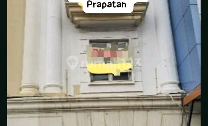 4½ Storey Shophouse in Mampang Prapatan, Kuningan