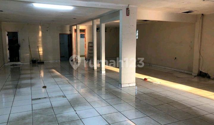 Commercial Space 8x20 in Ragunan, South Jakarta